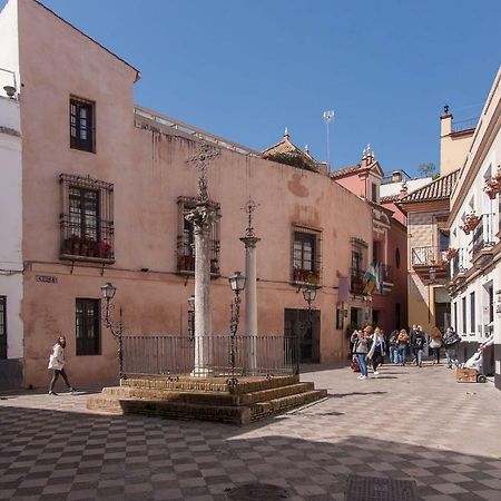 Casa De Tintes Apartment Seville Luaran gambar