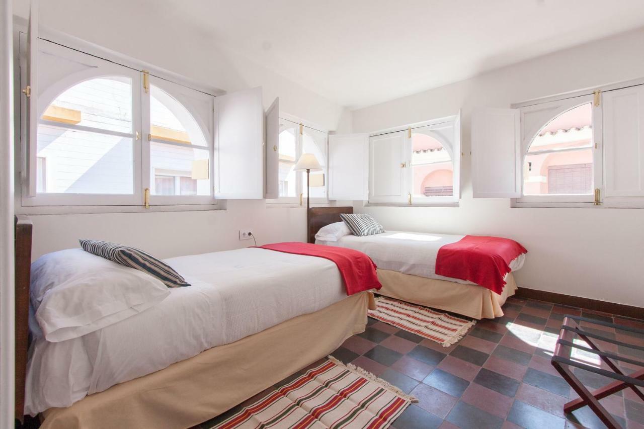Casa De Tintes Apartment Seville Luaran gambar