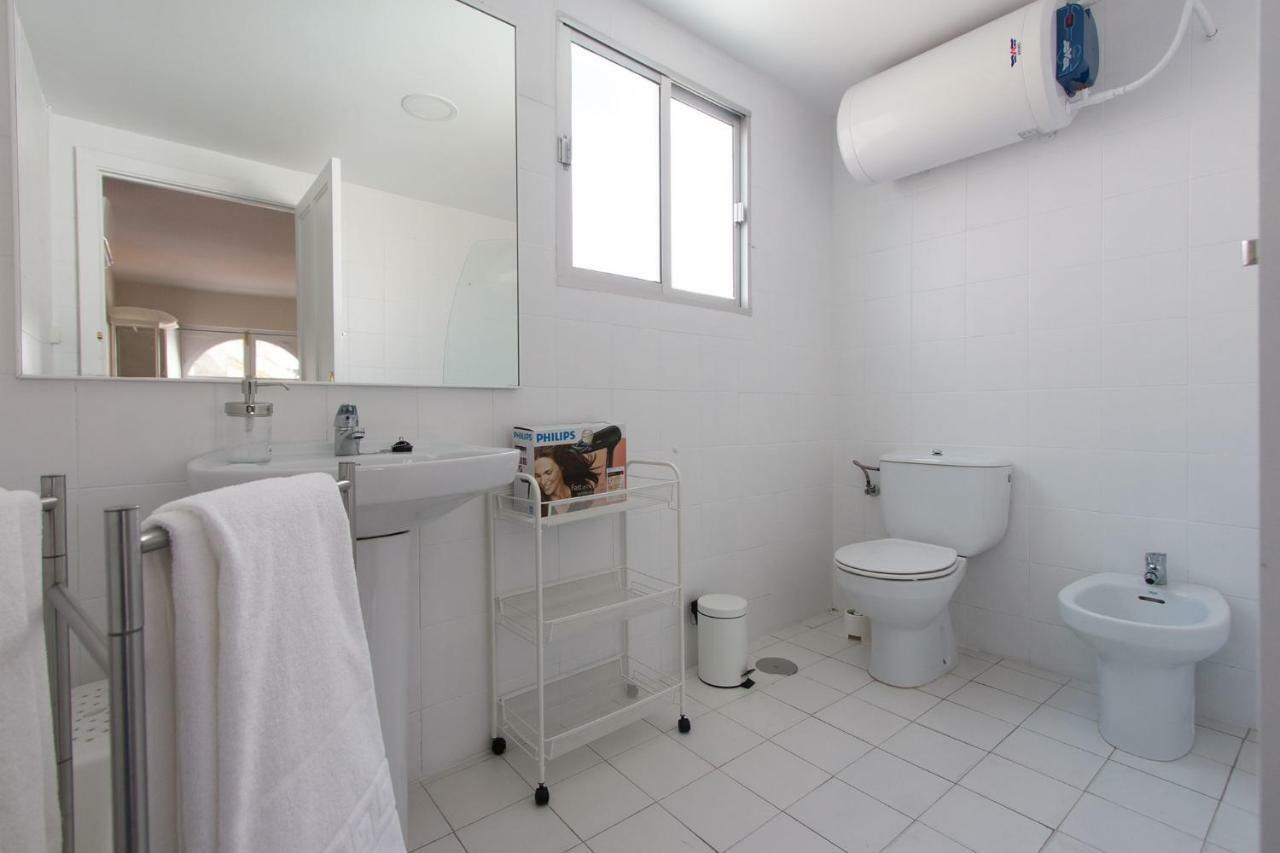 Casa De Tintes Apartment Seville Luaran gambar