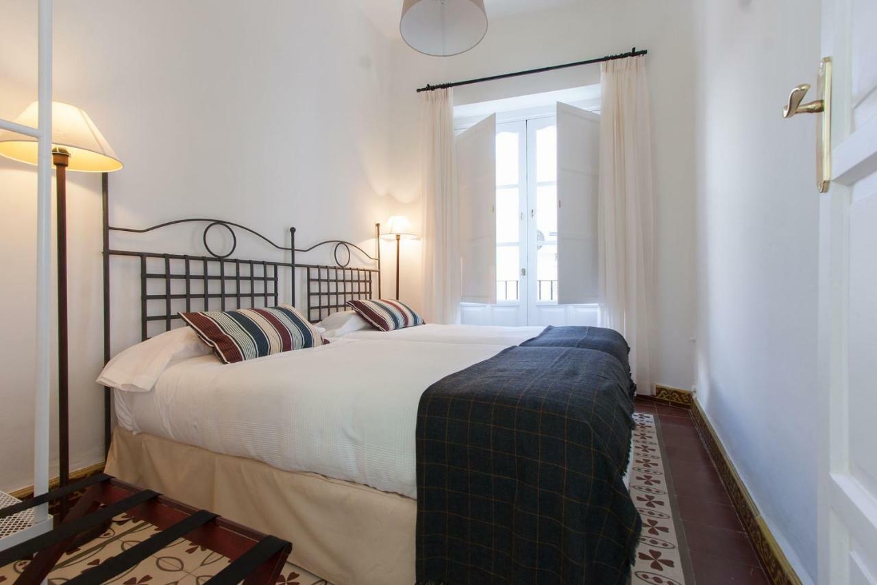 Casa De Tintes Apartment Seville Luaran gambar