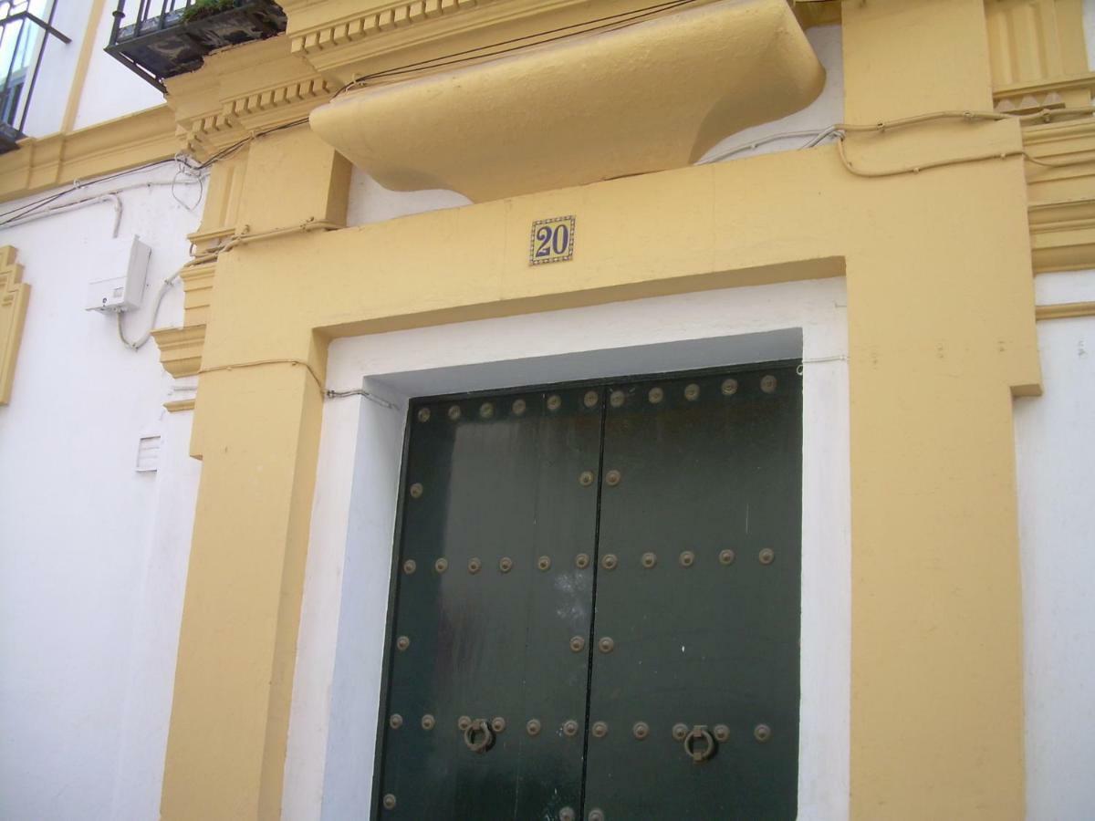 Casa De Tintes Apartment Seville Luaran gambar