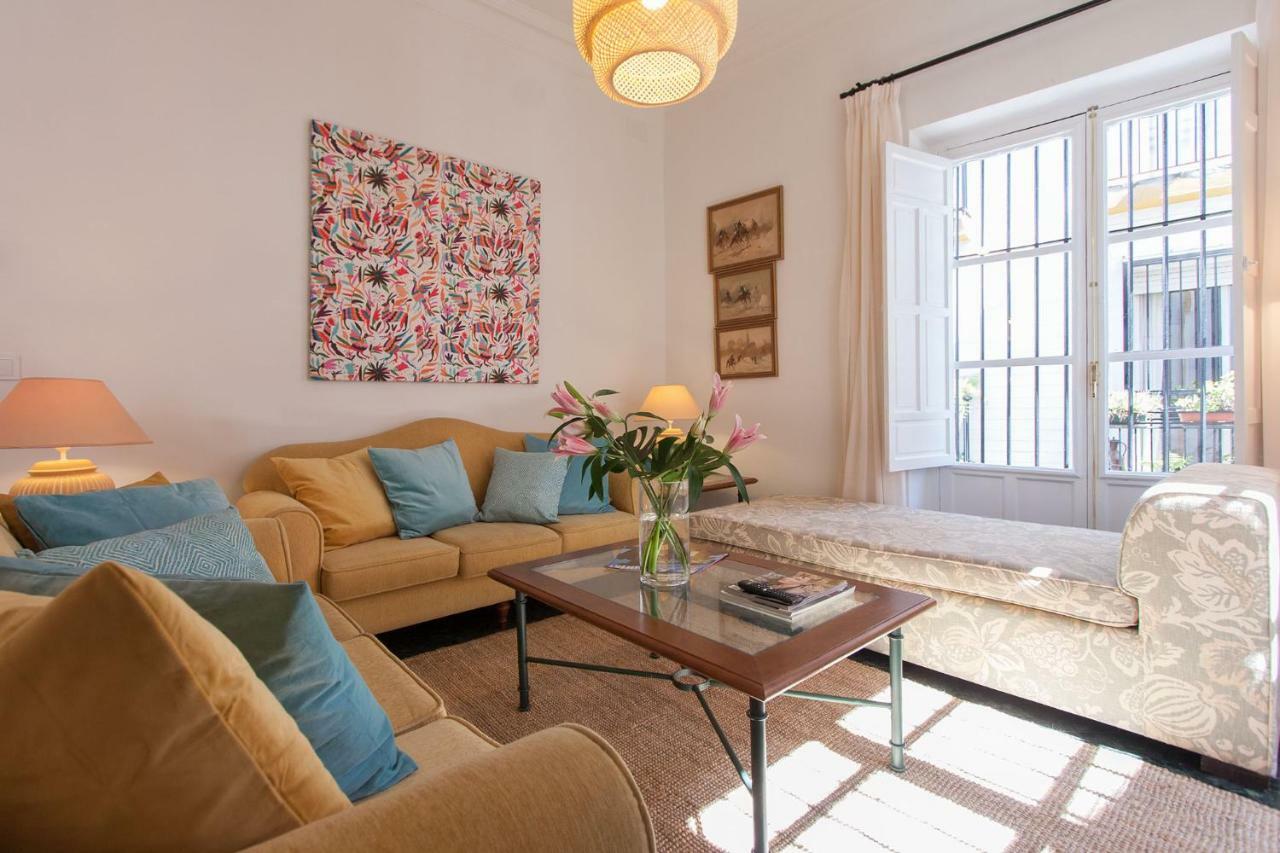 Casa De Tintes Apartment Seville Luaran gambar